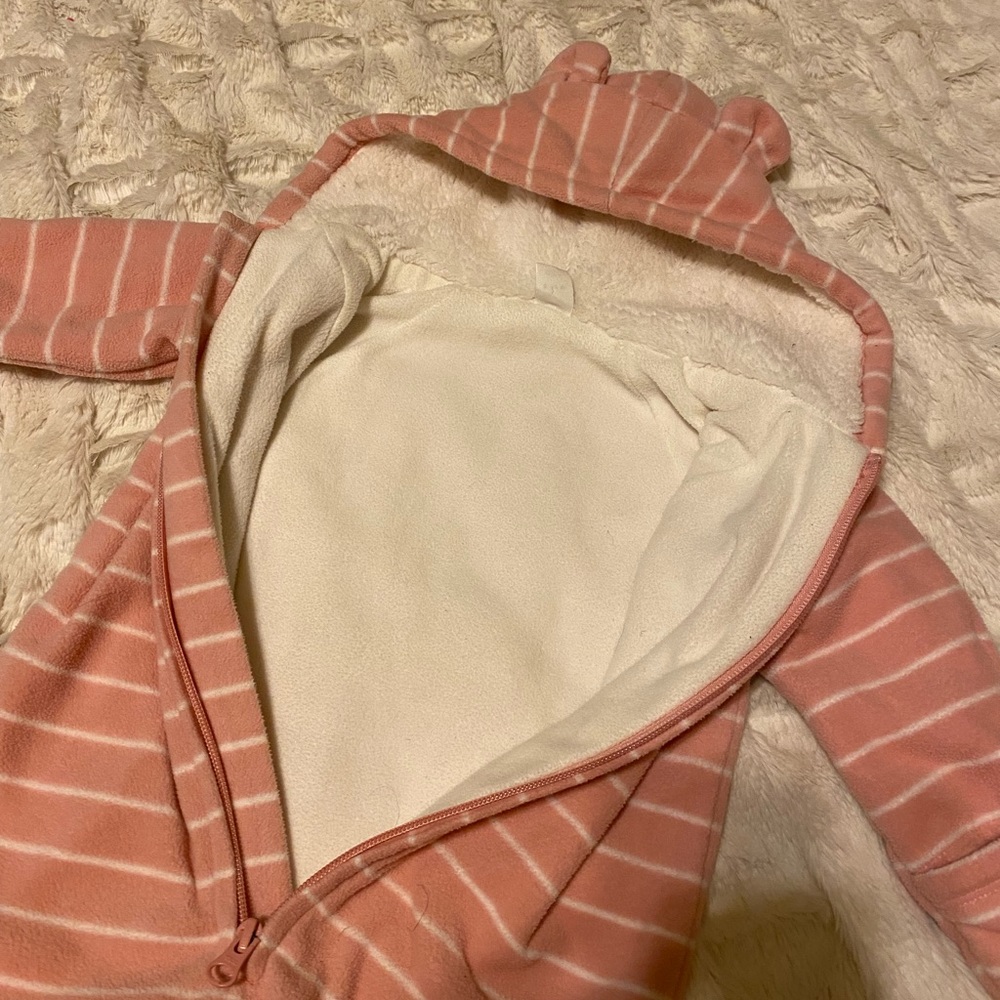 Old Navy Fleece Snowsuit for Baby - Size 6-12M - Picture 6 of 7